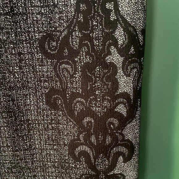 Diane Von Furstenberg Women 2 Black & Grey Sleeveless Intricate Lace Print Dress - Picture 6 of 8